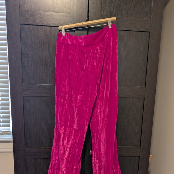 Nasty Gal Pink Velvet Suit (Top and Pants), Size 8, Hot Pink - Picture 5 of 5